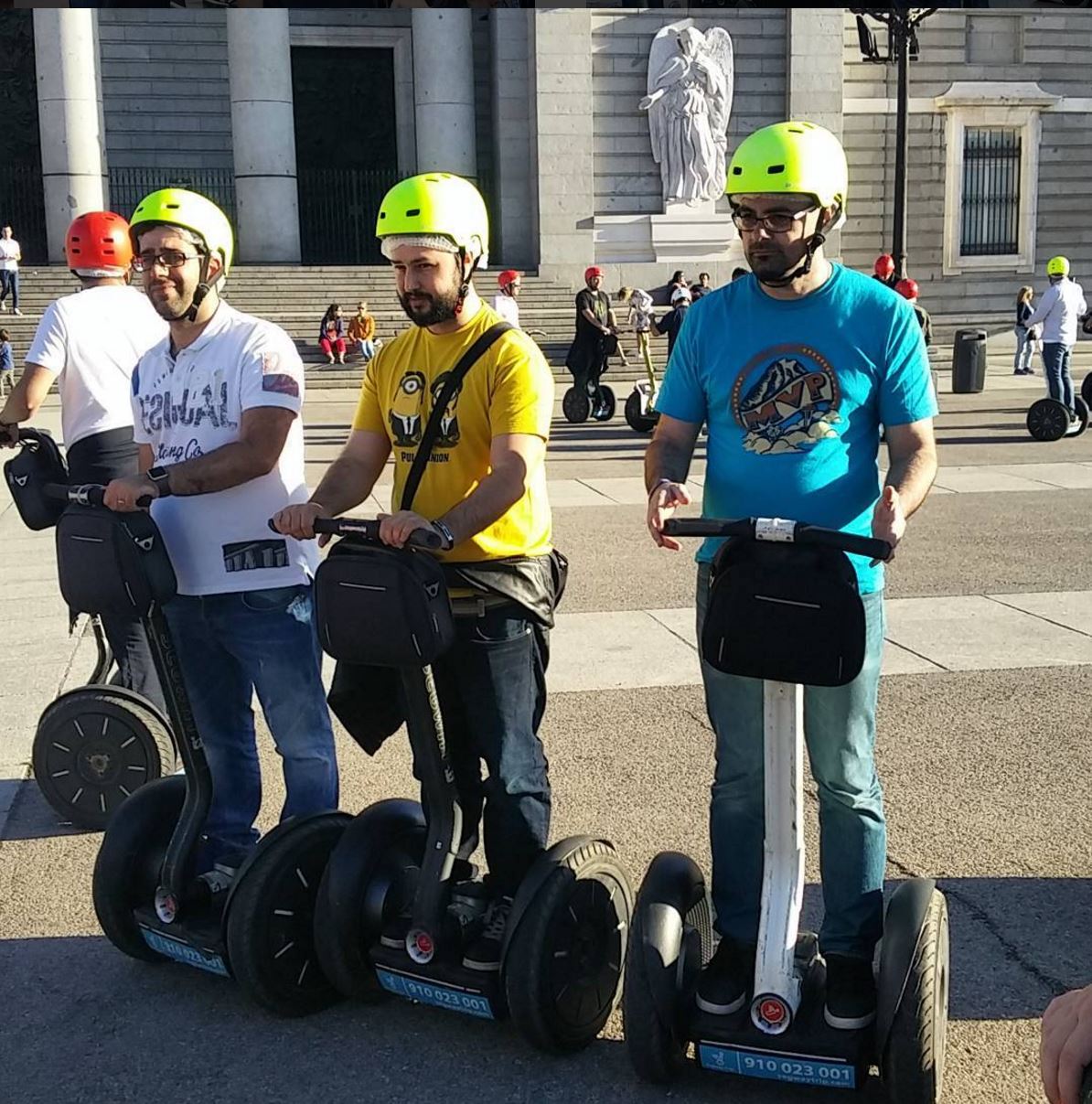 Adrián Díaz, Sergio Hernández y Santiago Porras, calentando motores antes del SPS Madrid